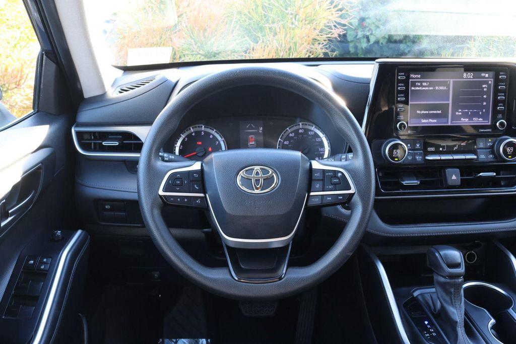 used 2022 Toyota Highlander car, priced at $26,995