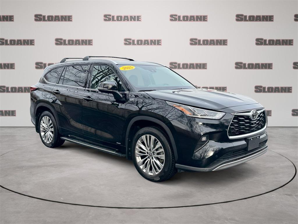 used 2025 Toyota Highlander Hybrid car, priced at $54,491