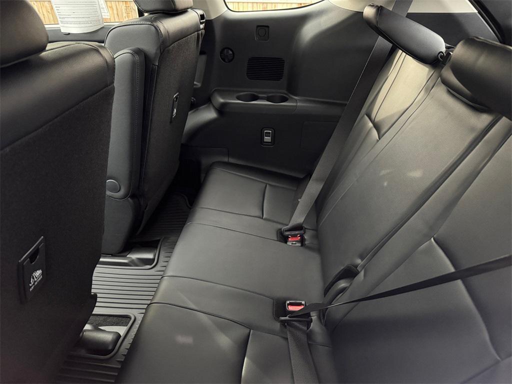 used 2025 Toyota Highlander Hybrid car, priced at $54,491