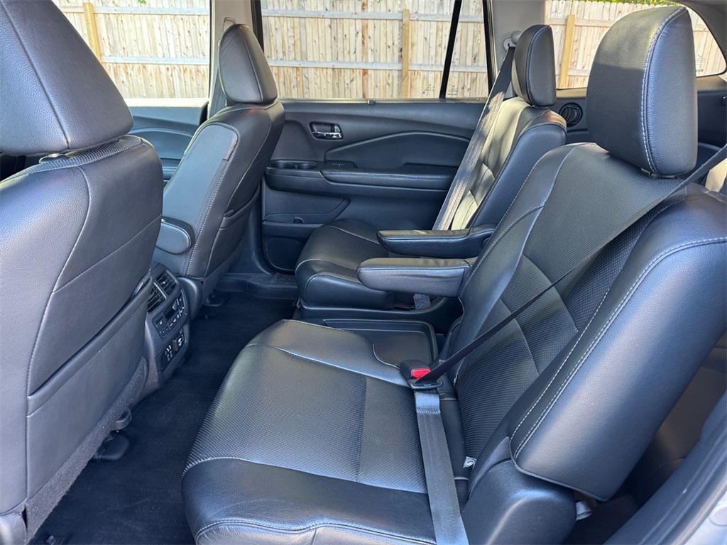 used 2019 Honda Pilot car, priced at $22,883