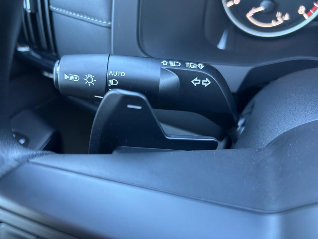 new 2025 Nissan Pathfinder car, priced at $33,942