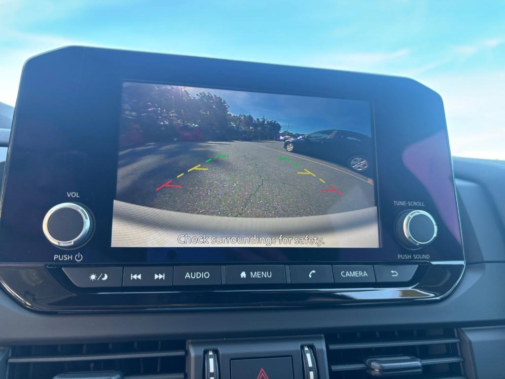 new 2025 Nissan Pathfinder car, priced at $33,942