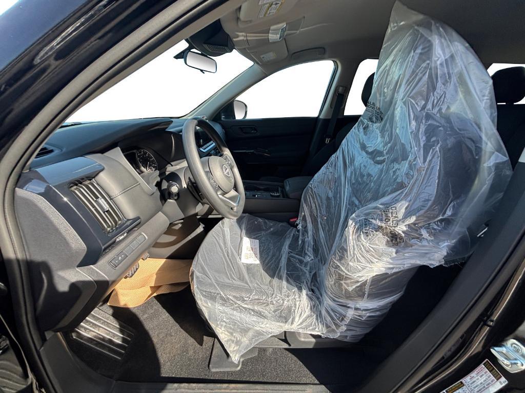 new 2025 Nissan Pathfinder car, priced at $33,942