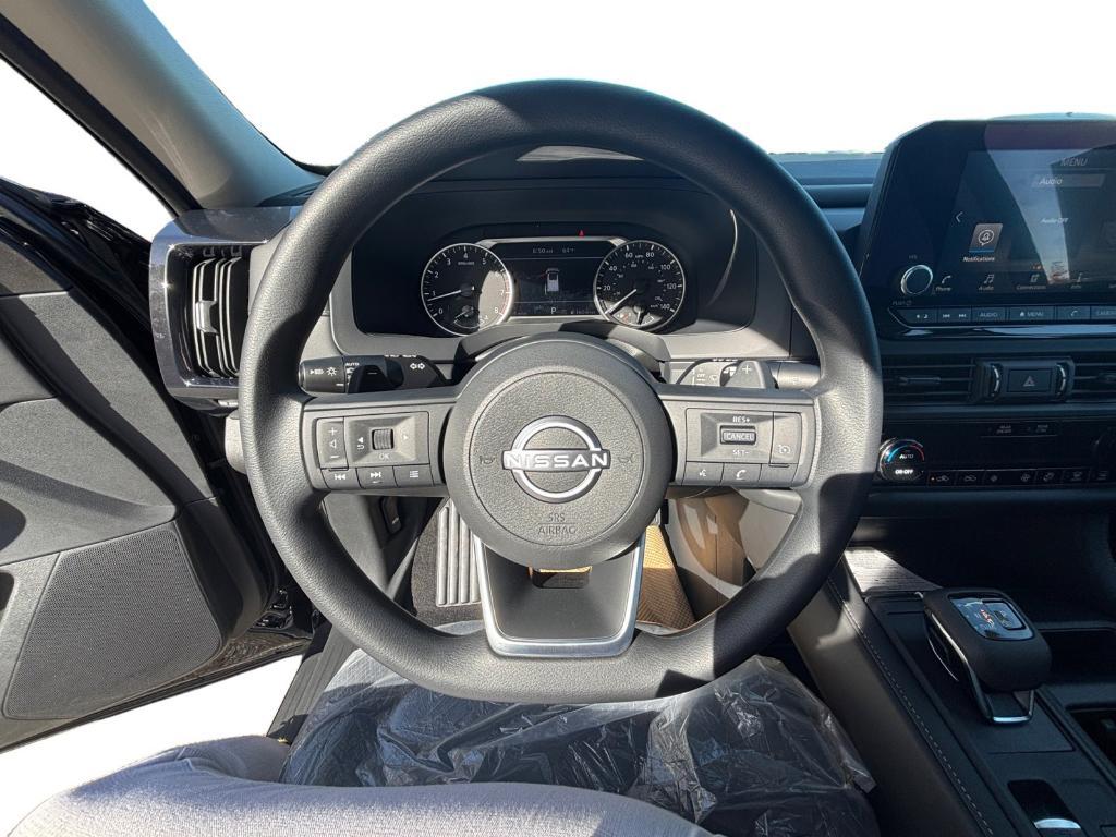 new 2025 Nissan Pathfinder car, priced at $33,942