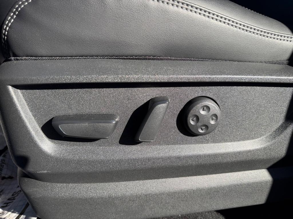 used 2026 Nissan Armada car, priced at $71,999