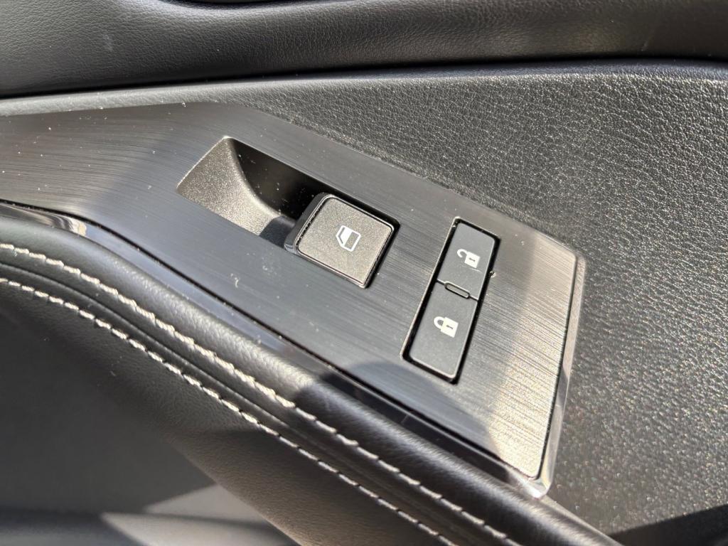 2024 Gun Metallic Nissan Rogue