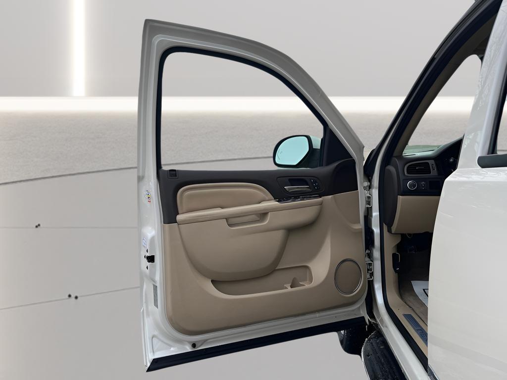 used 2013 GMC Yukon car, priced at $12,694