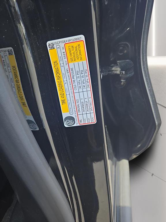 used 2024 Chevrolet Colorado car, priced at $36,550