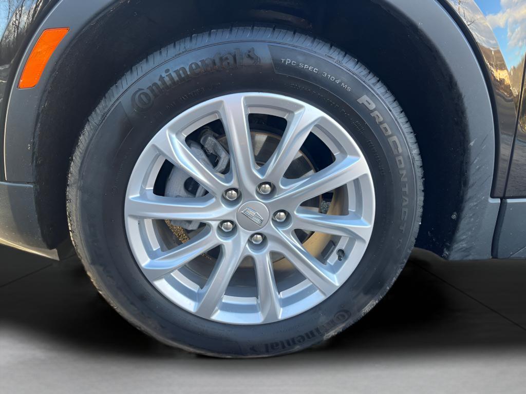 used 2023 Cadillac XT4 car, priced at $27,421