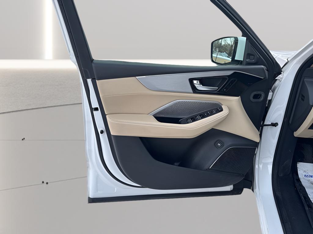 used 2023 Acura MDX car, priced at $36,894