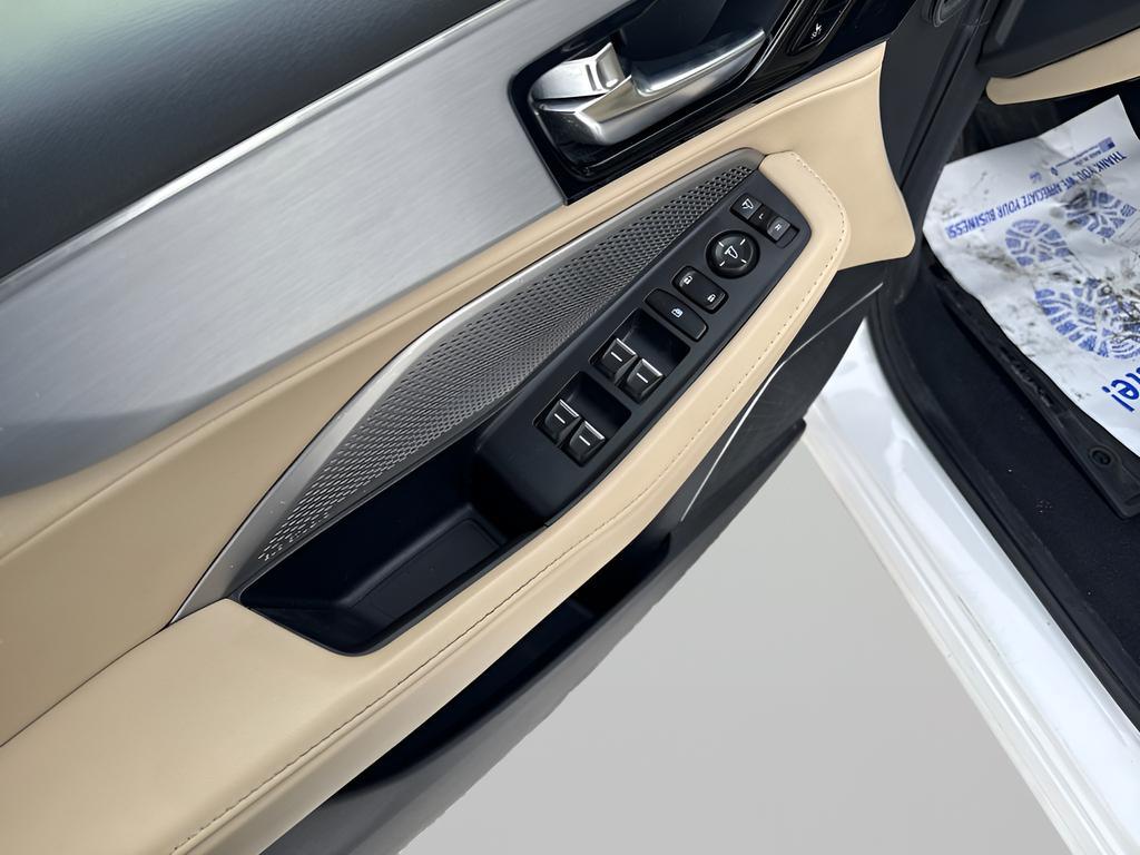 used 2023 Acura MDX car, priced at $36,894