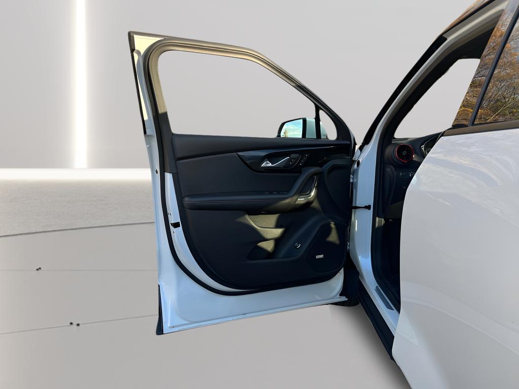 used 2022 Chevrolet Blazer car, priced at $25,394