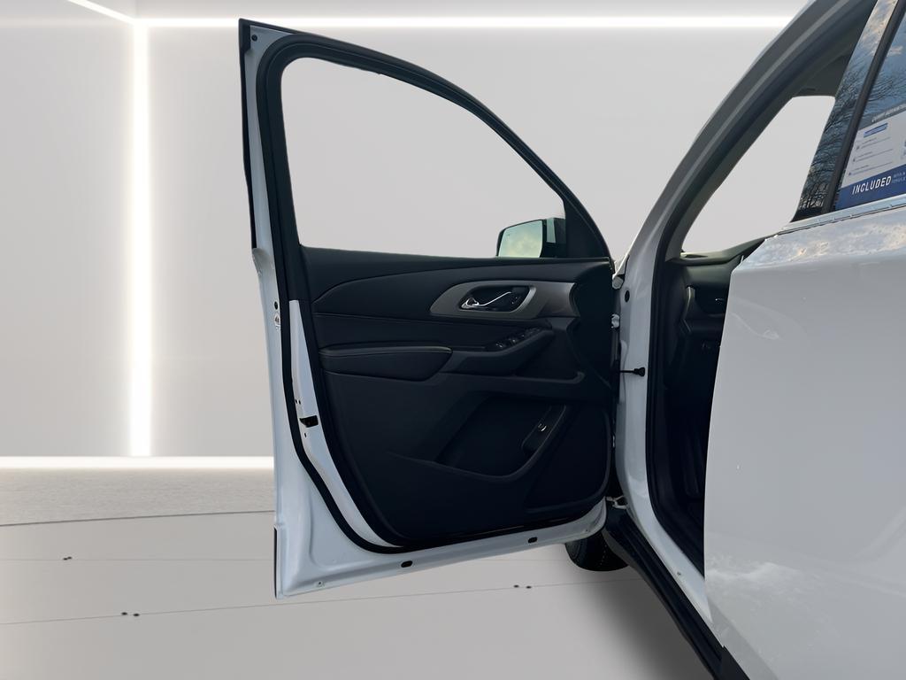 used 2018 Chevrolet Traverse car, priced at $14,341