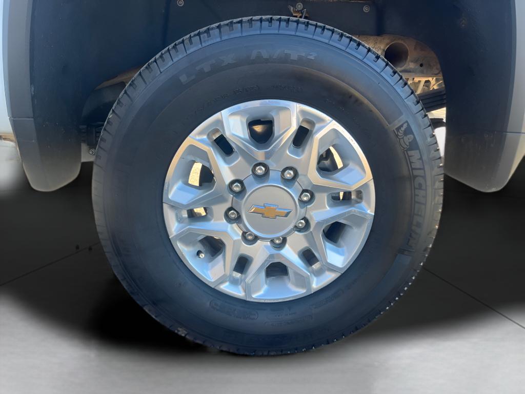 used 2024 Chevrolet Silverado 2500 car, priced at $45,829