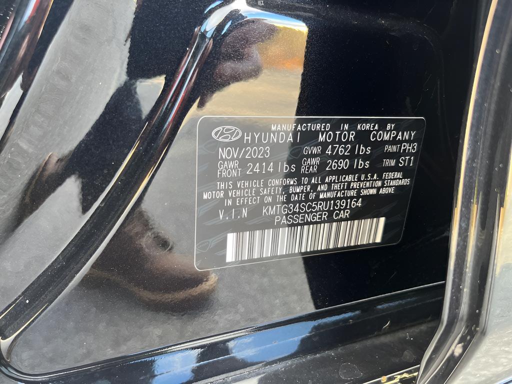 used 2024 Genesis G70 car, priced at $26,300