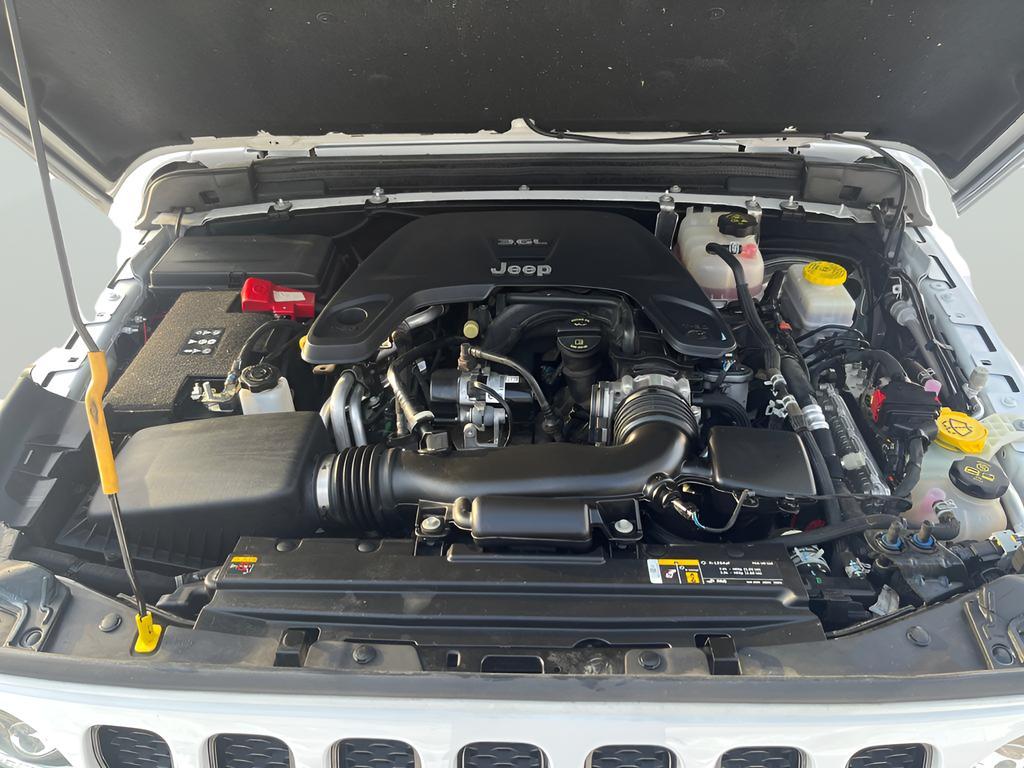 used 2021 Jeep Wrangler Unlimited car, priced at $26,087