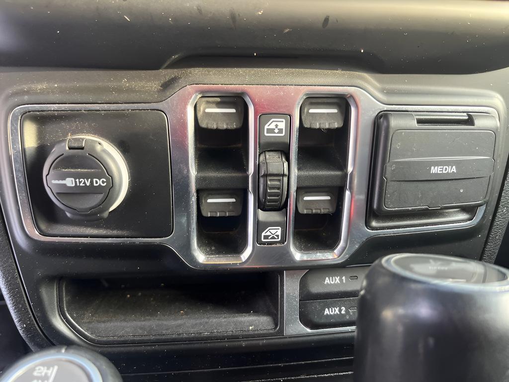 used 2021 Jeep Wrangler Unlimited car, priced at $26,087