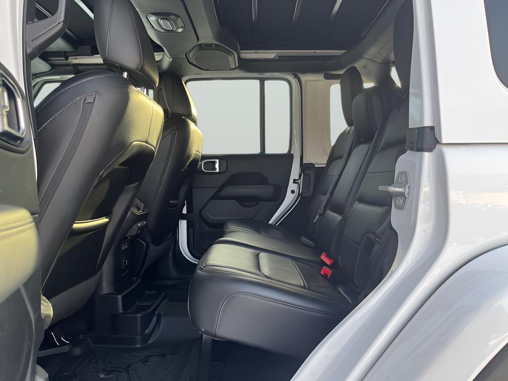 used 2021 Jeep Wrangler Unlimited car, priced at $26,087