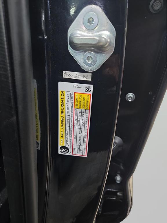 used 2022 Acura MDX car, priced at $29,345