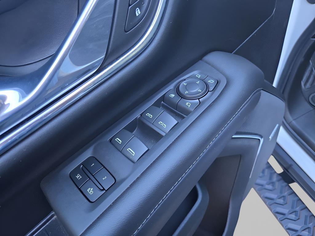 used 2023 Chevrolet Tahoe car, priced at $49,879