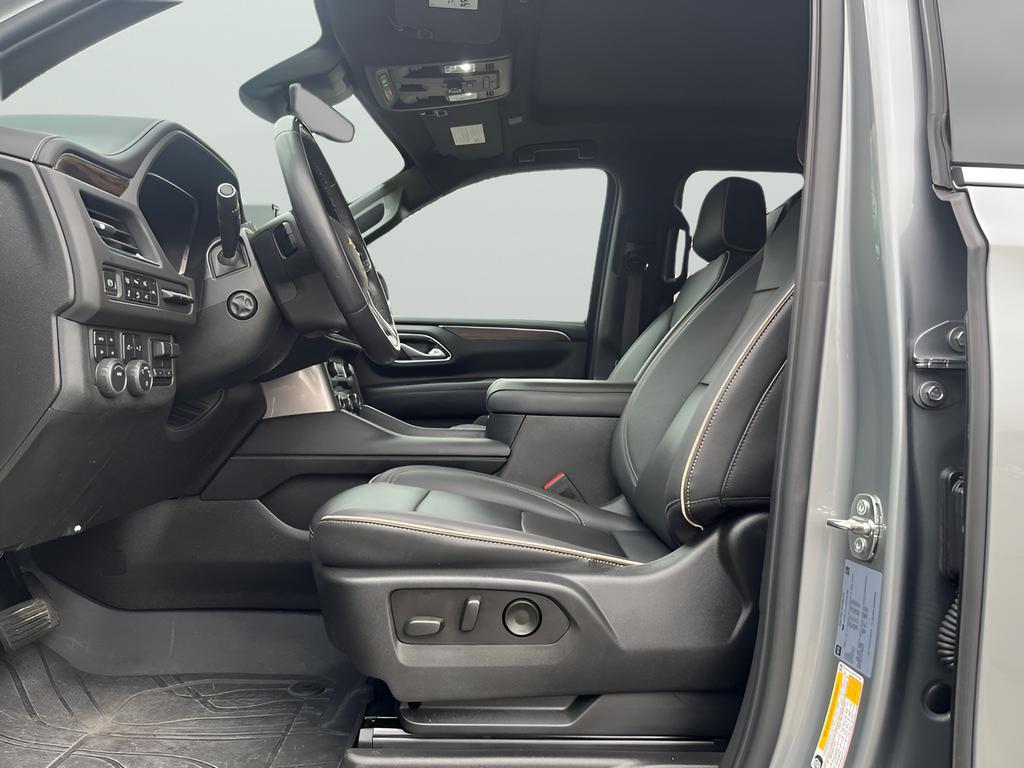 used 2023 Chevrolet Suburban car, priced at $61,165