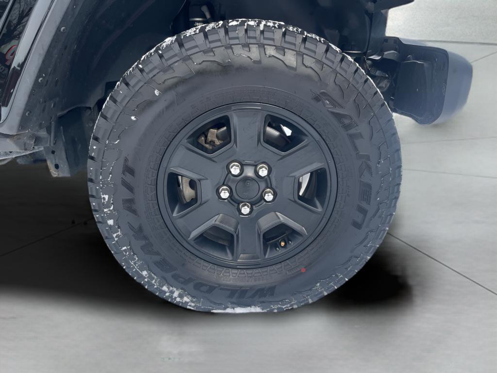 used 2022 Jeep Gladiator car, priced at $30,901