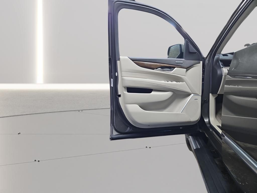 used 2020 Cadillac Escalade car, priced at $37,036
