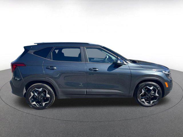 used 2025 Kia Seltos car, priced at $18,628