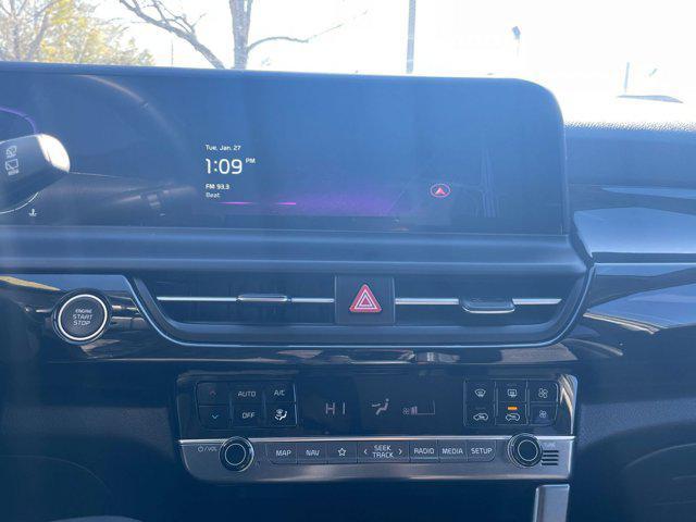 used 2025 Kia Seltos car, priced at $18,628