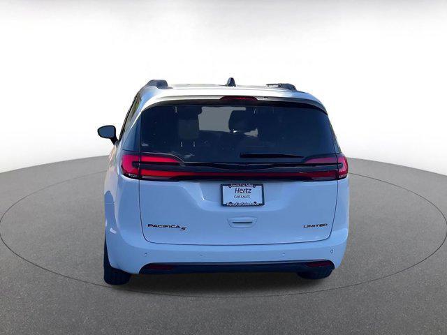 used 2025 Chrysler Pacifica car, priced at $33,713