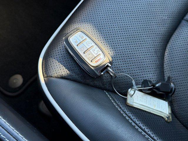 used 2025 Chrysler Pacifica car, priced at $33,713