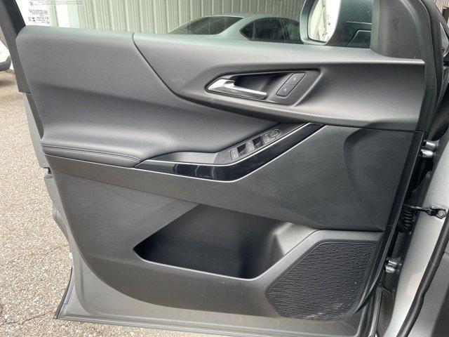 used 2025 Chevrolet Equinox car, priced at $25,597