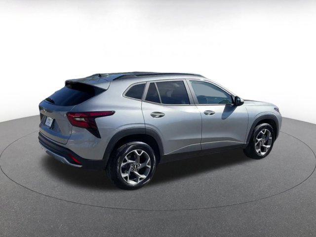 used 2025 Chevrolet Trax car, priced at $19,887