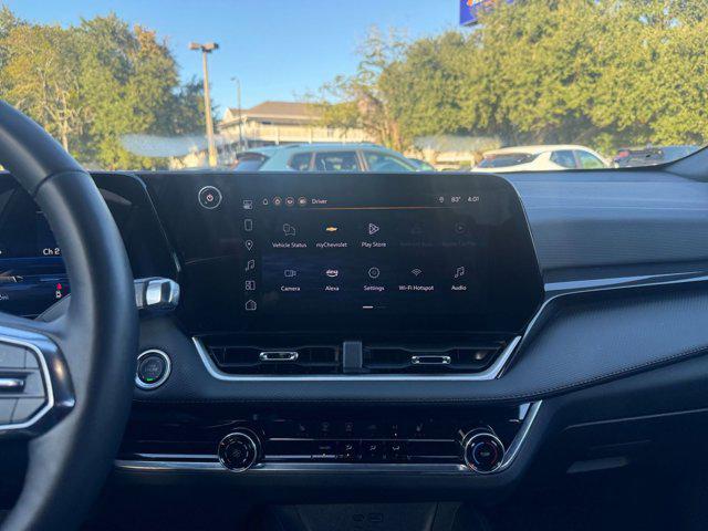 used 2025 Chevrolet Equinox car, priced at $24,146