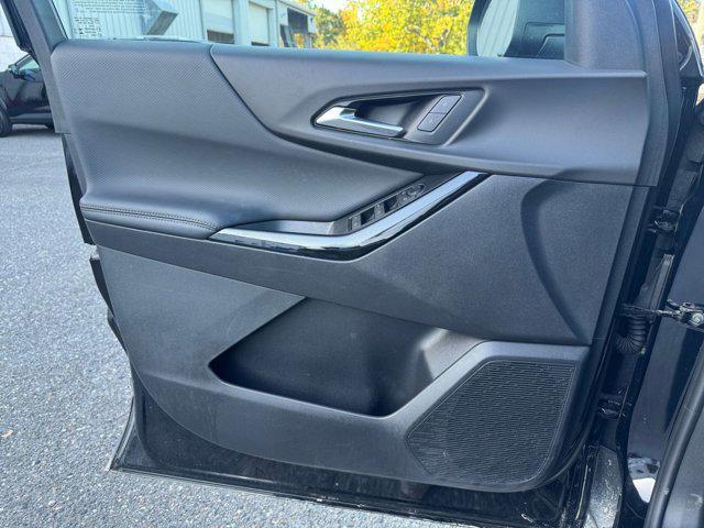 used 2025 Chevrolet Equinox car, priced at $24,146