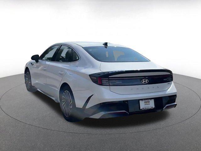 used 2025 Hyundai Sonata Hybrid car, priced at $24,518