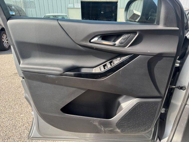 used 2025 Chevrolet Equinox car, priced at $24,461