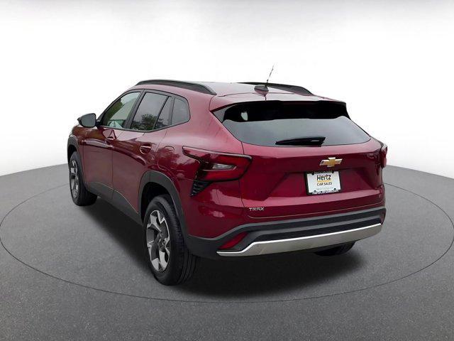 used 2025 Chevrolet Trax car, priced at $21,051