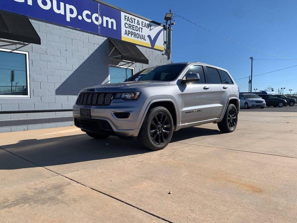used 2017 Jeep Grand Cherokee car, priced at $12,999