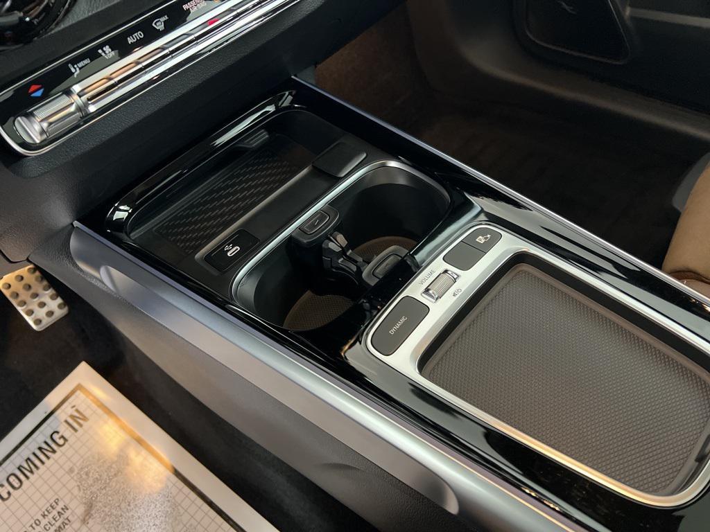 used 2025 Mercedes-Benz GLB 250 car, priced at $43,995