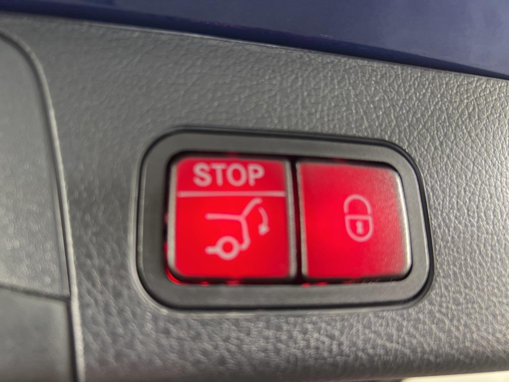 used 2025 Mercedes-Benz GLB 250 car, priced at $44,995