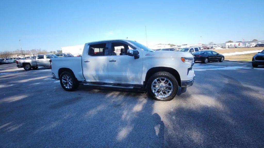 used 2022 Chevrolet Silverado 1500 car, priced at $41,800