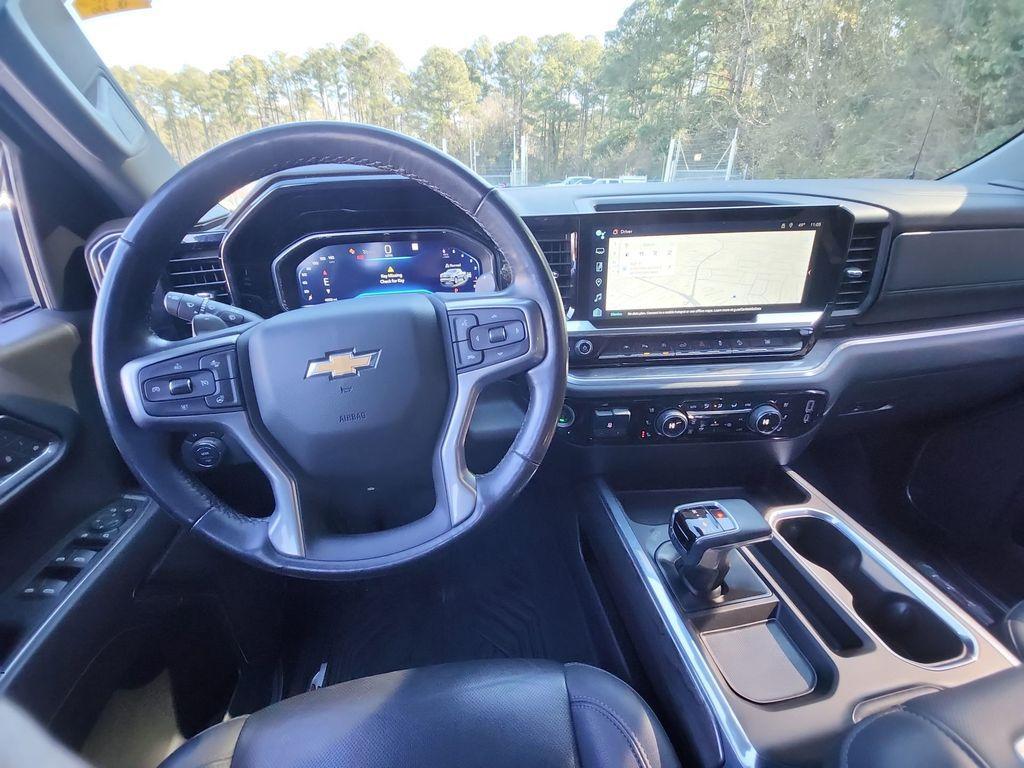 used 2022 Chevrolet Silverado 1500 car, priced at $41,800