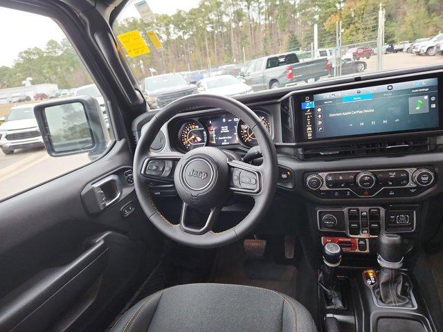 used 2024 Jeep Gladiator car, priced at $33,000