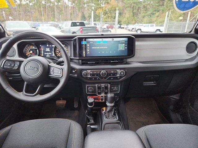 used 2024 Jeep Gladiator car, priced at $33,000