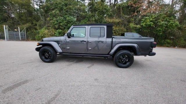 used 2024 Jeep Gladiator car, priced at $33,000