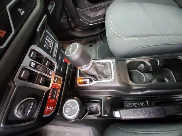 used 2024 Jeep Gladiator car, priced at $33,000