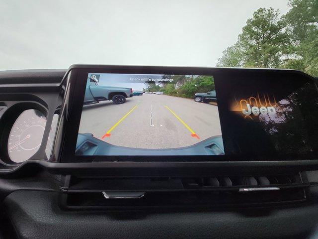 used 2024 Jeep Gladiator car, priced at $33,000