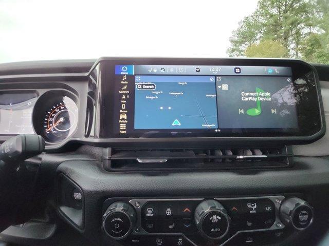 used 2024 Jeep Gladiator car, priced at $33,000