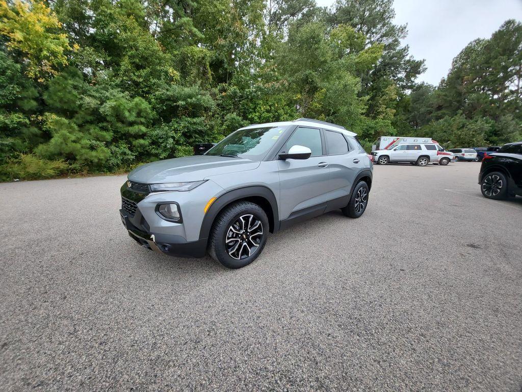 used 2023 Chevrolet TrailBlazer car, priced at $23,300